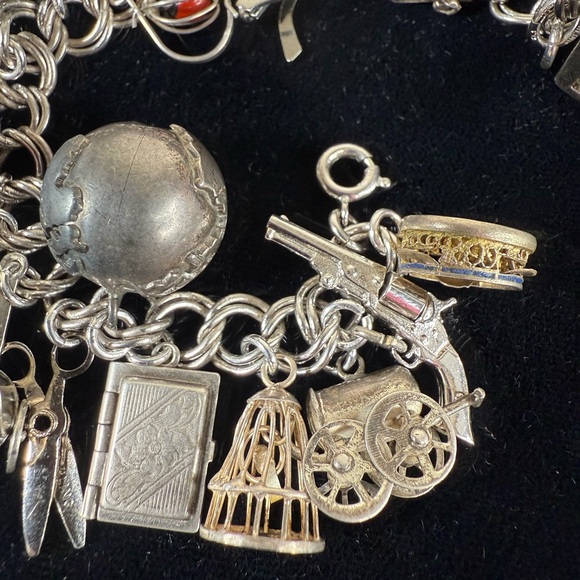 Vintage Moveable LOADED Sterling 925 Silver Articulated Charm Bracelet 89.3 G - Picture 10 of 16